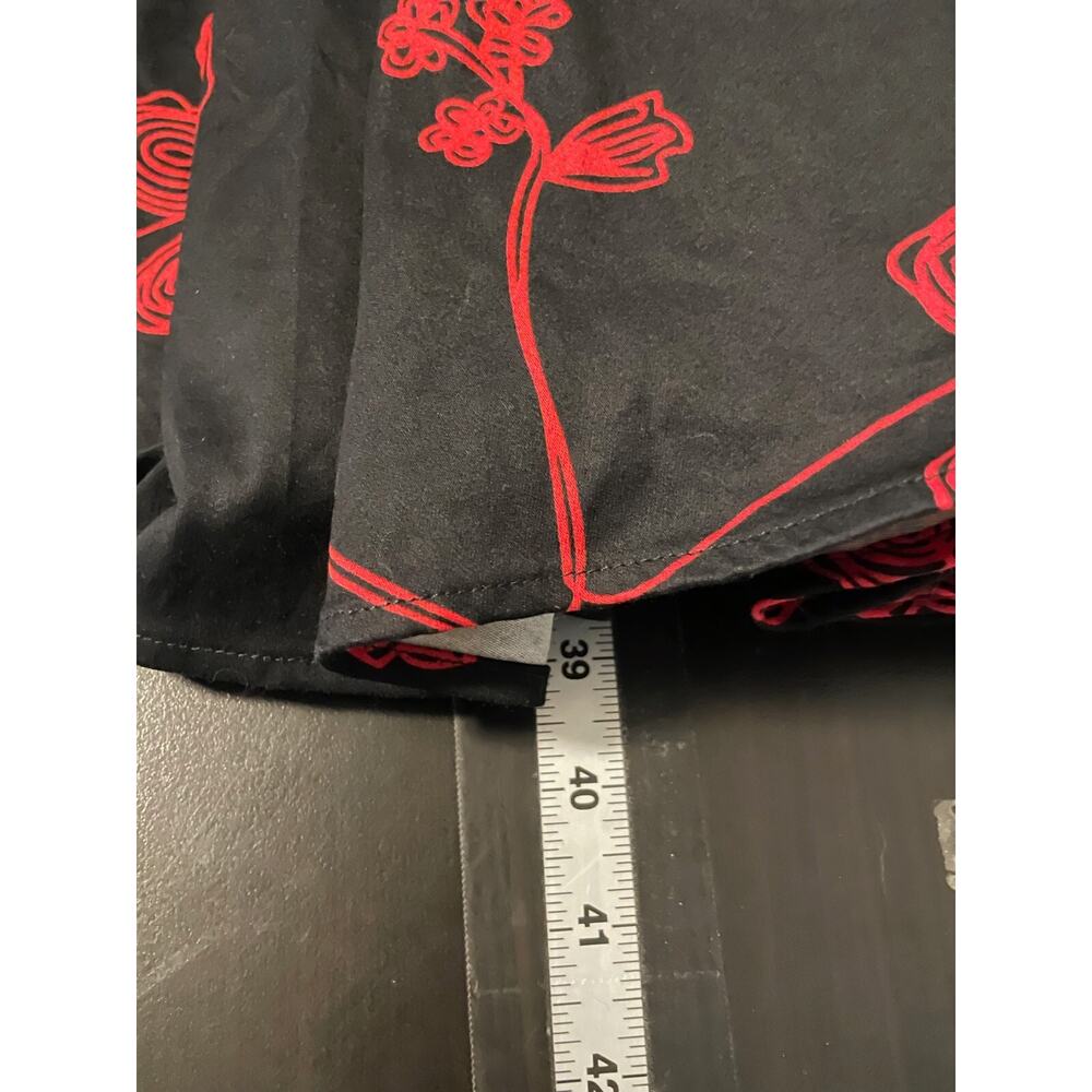 Womens Midi Dress Size Medium Black Red Floral Pleated Rockabilly Whimsigoth - Picture 6 of 7